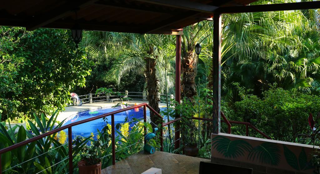 Blue Banyan Inn Quepos Exterior foto