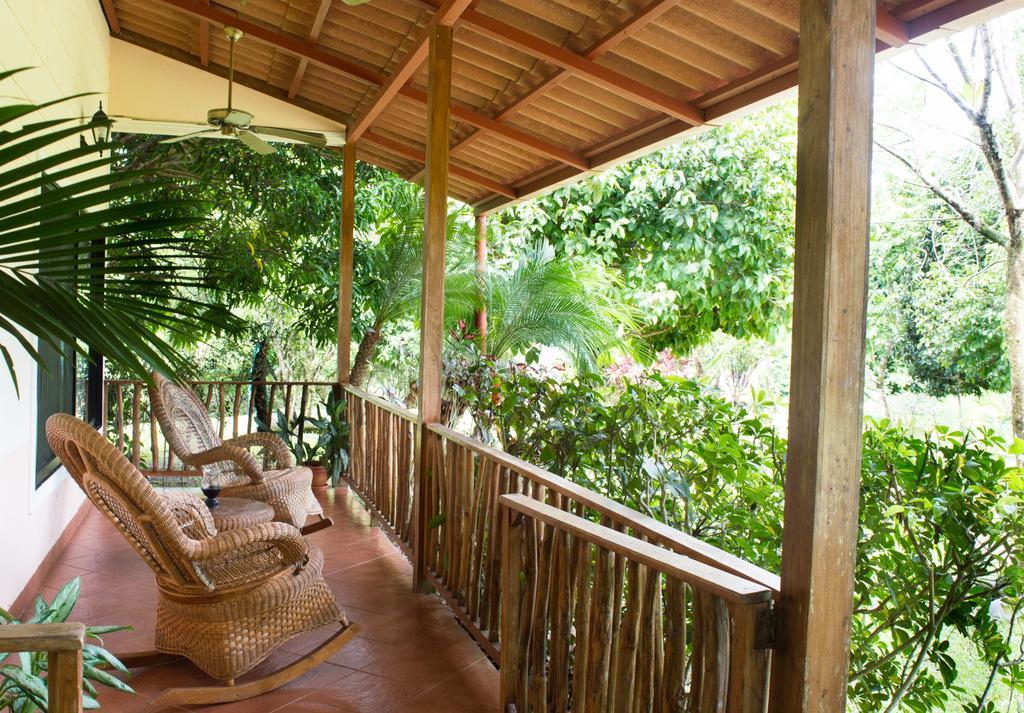 Blue Banyan Inn Quepos Exterior foto